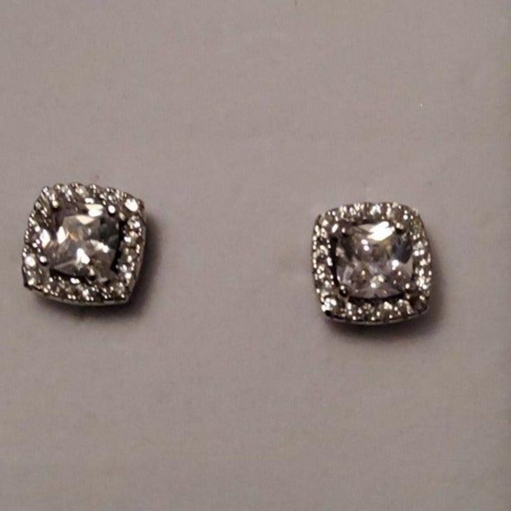 Halo Stud Earrings with Swarovski Elements - Picture 2 of 6